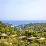 Sea View Pool 2km To Cala Canyelles Fully Air Conditioned King Queen Quality Beds Bbq Tatil Evi *