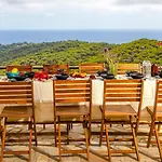 Tatil Evi Sea View Pool 2km To Cala Canyelles Fully Air Conditioned King Queen Quality Beds Bbq Lloret de Mar