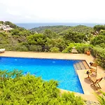 Tatil Evi Sea View Pool 2km To Cala Canyelles Fully Air Conditioned King Queen Quality Beds Bbq *