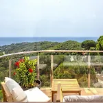 Tatil Evi Sea View Pool 2km To Cala Canyelles Fully Air Conditioned King Queen Quality Beds Bbq *