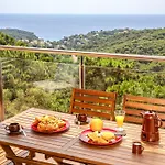 Tatil Evi Sea View Pool 2km To Cala Canyelles Fully Air Conditioned King Queen Quality Beds Bbq Lloret de Mar