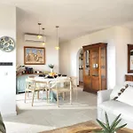 Tatil Evi Sea View Pool 2km To Cala Canyelles Fully Air Conditioned King Queen Quality Beds Bbq