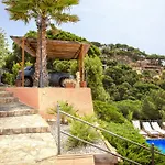 Sea View Pool 2km To Cala Canyelles Fully Air Conditioned King Queen Quality Beds Bbq Tatil Evi Lloret de Mar